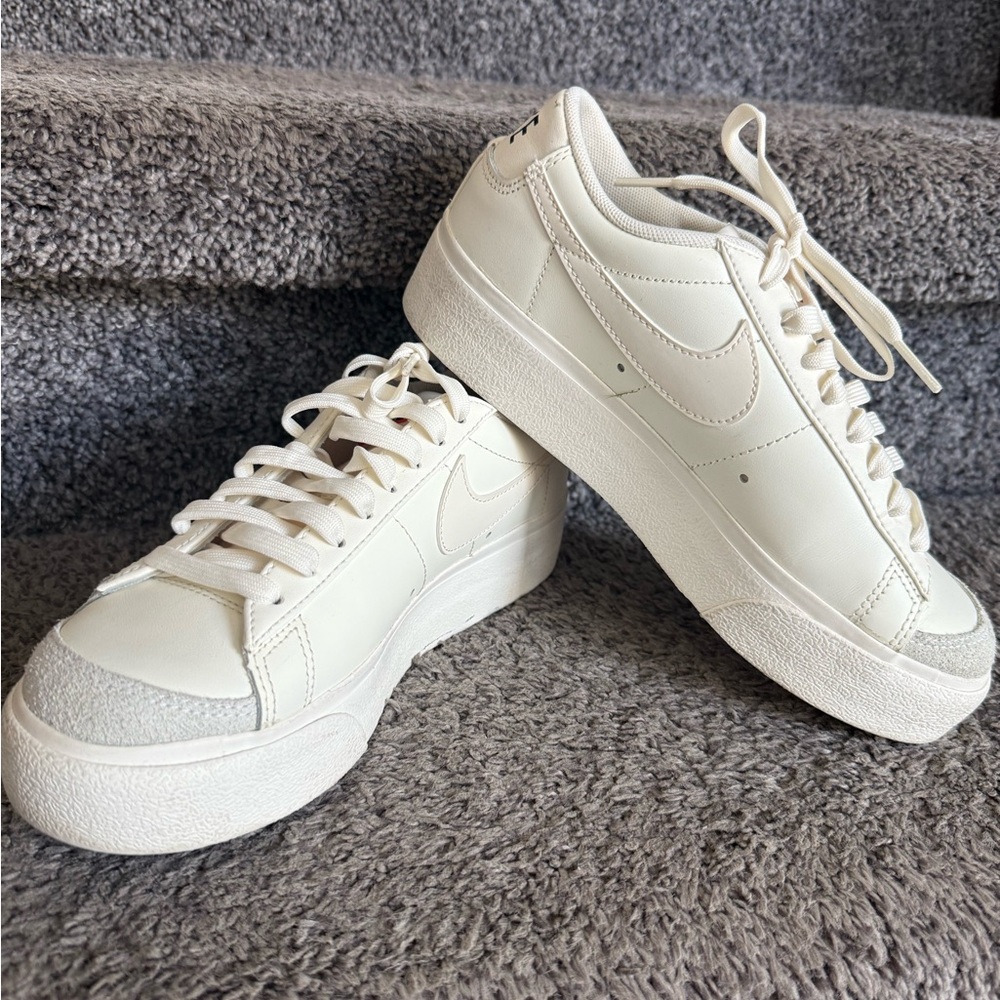 Nike Blazer Platform Sneaker - Women's size 7